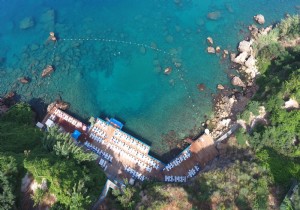 Antalya da Falez plajlar ve kafeler bayramda sizi bekliyor